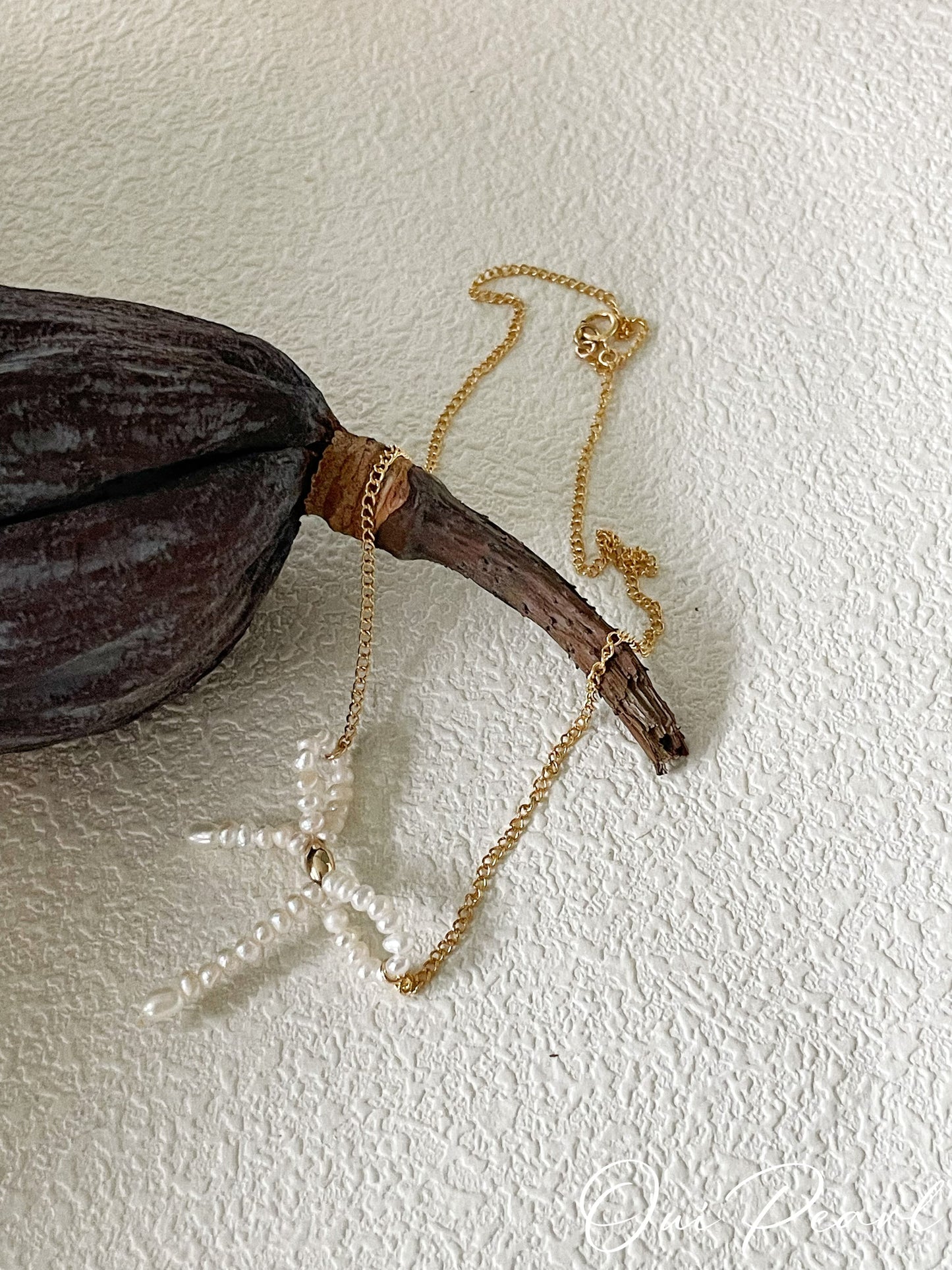 OuiPearl Bow Necklace 蝴蝶結珍珠吊墜頸鏈（鏈長36CM）