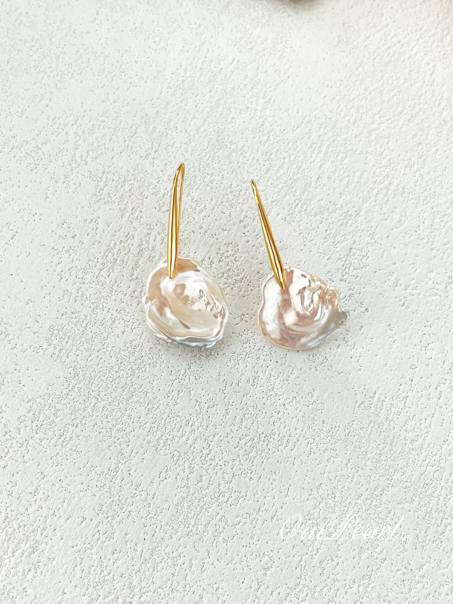 OuiPearl Baroque Earrings 優雅花瓣巴洛克天然淡水珍珠耳環